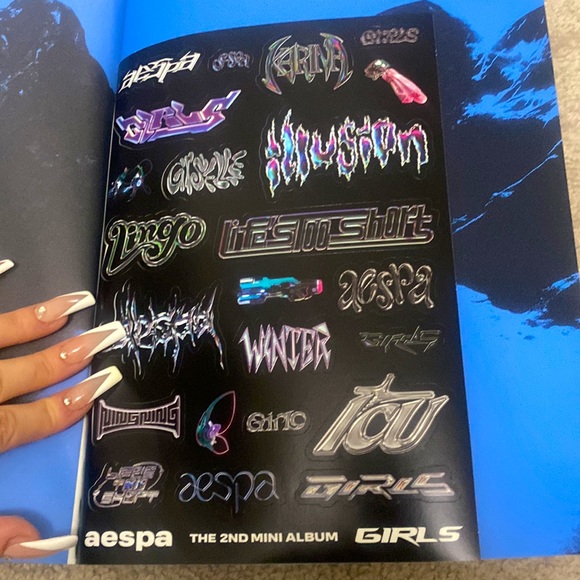 Aespa Girls Kpop album - Picture 4 of 4